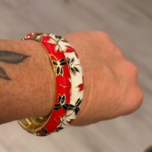 Floral Red and White Clamper Bangle Set